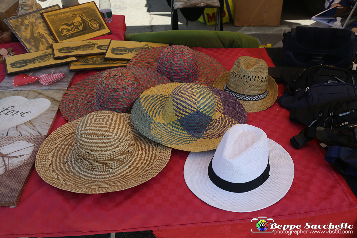 VBS_0046 - Mercatino dell'Antiquariato e dell'Hobbismo - Luglio 2023.jpg